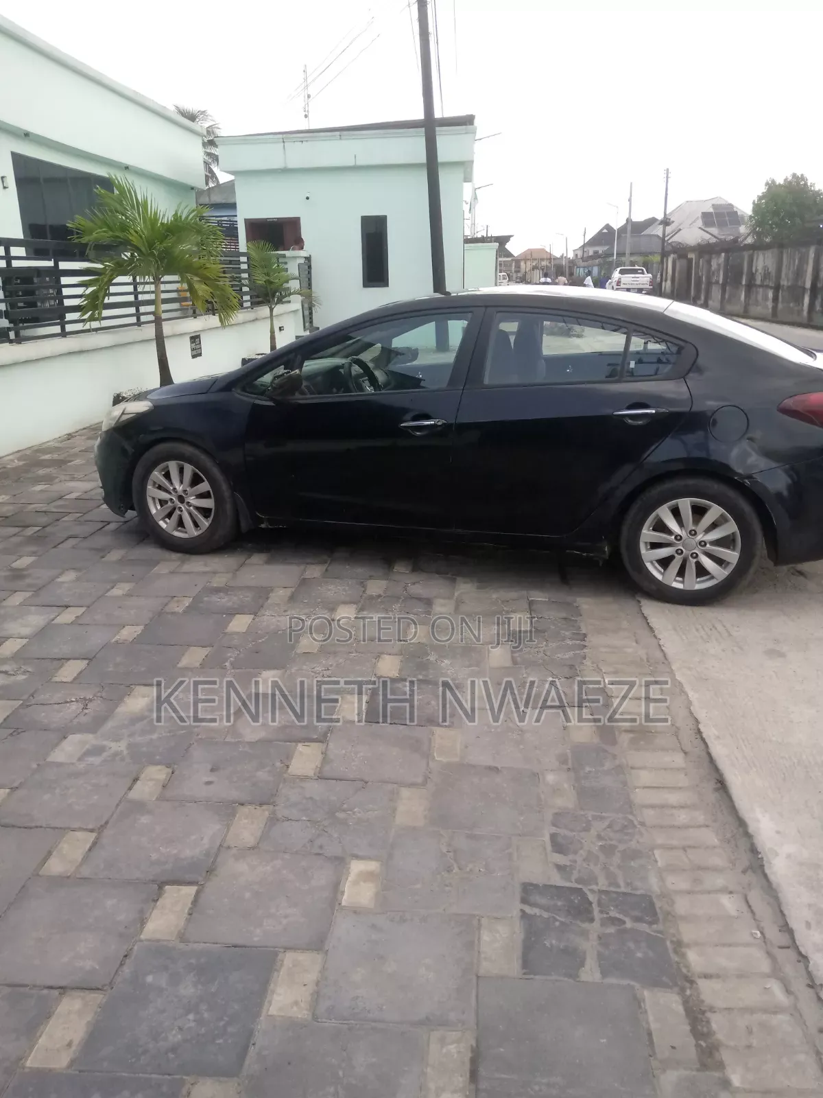 Kia Cerato 2013 Black