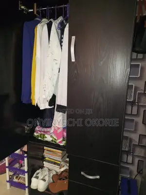 Neatly Used 6ft Wardrobe – Spacious and Well Maintained