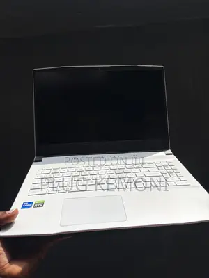 Laptop MSI MSI Sword 15 16GB Intel Core i7 SSD 512GB