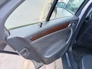 Mercedes-Benz C240 2.6 4MATIC AWD 2002 Silver