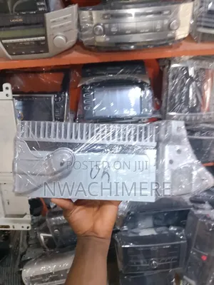 ES350 2008 Amplifier