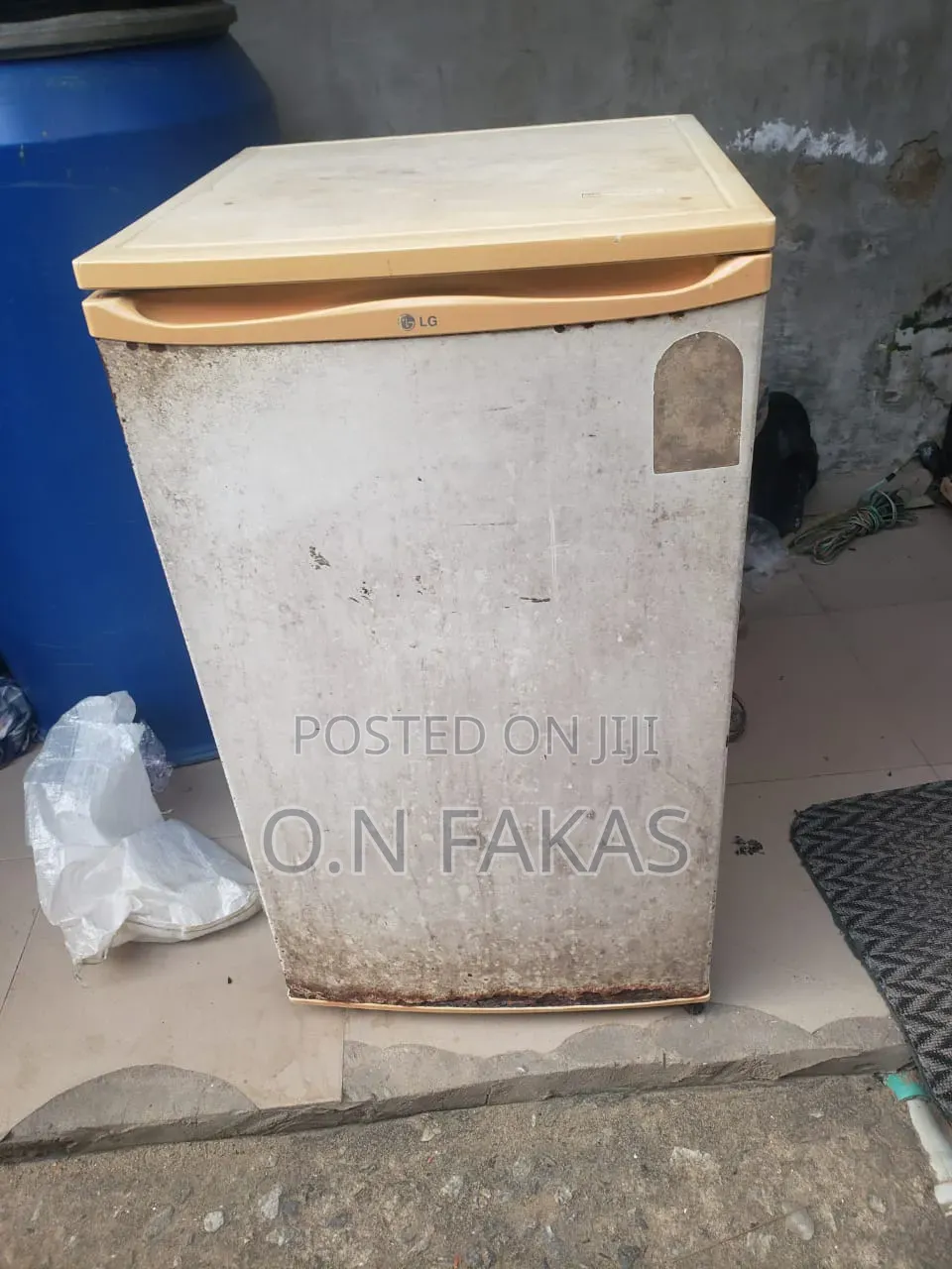 LG Single Door Fridge With Freezer