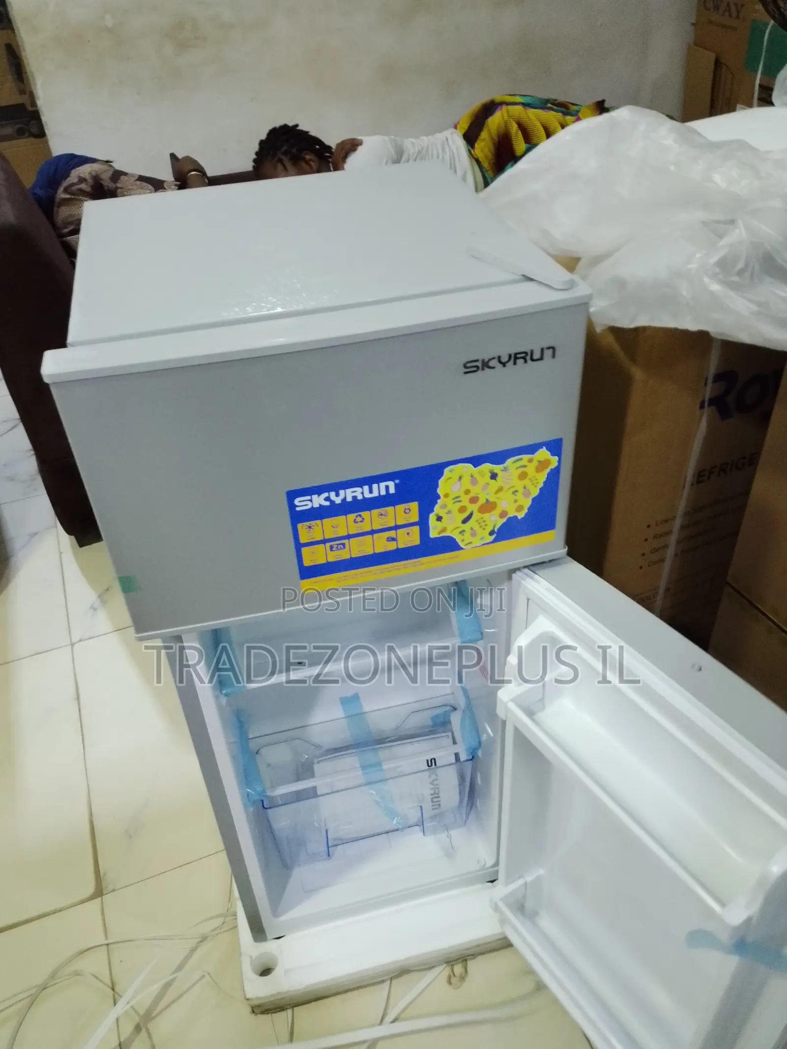 Smart Space Choice: Skyrun 108L Refrigerator