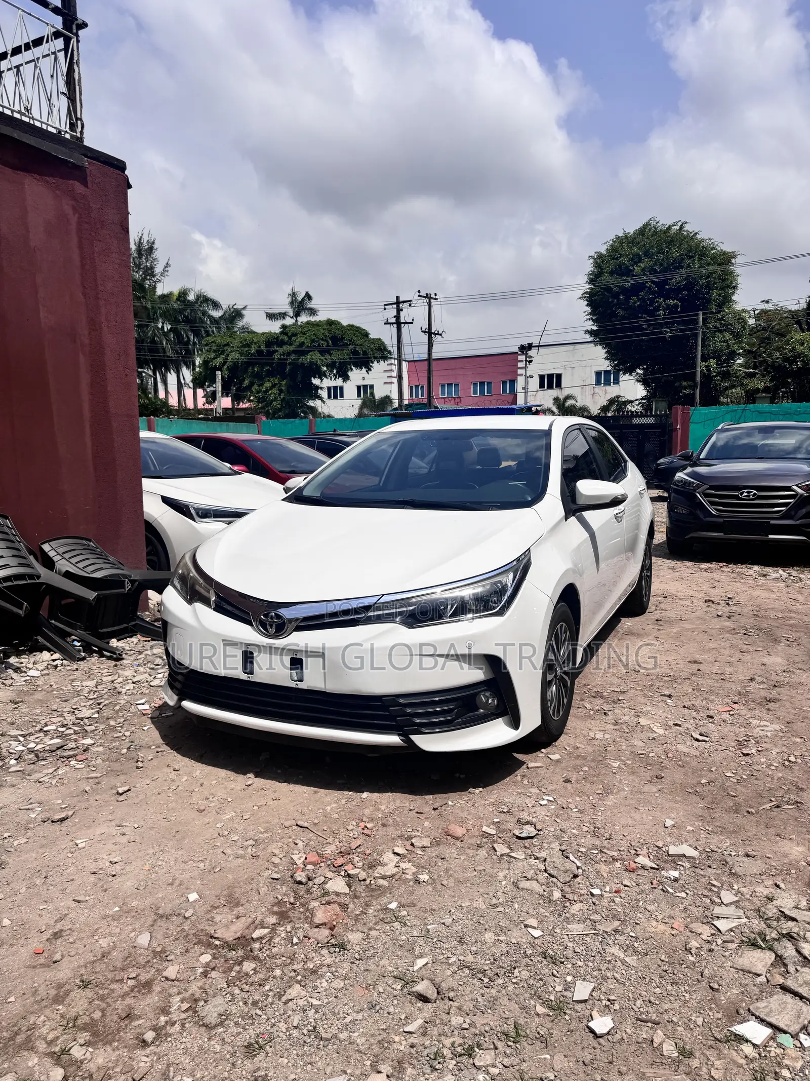 Toyota Corolla 2019 White