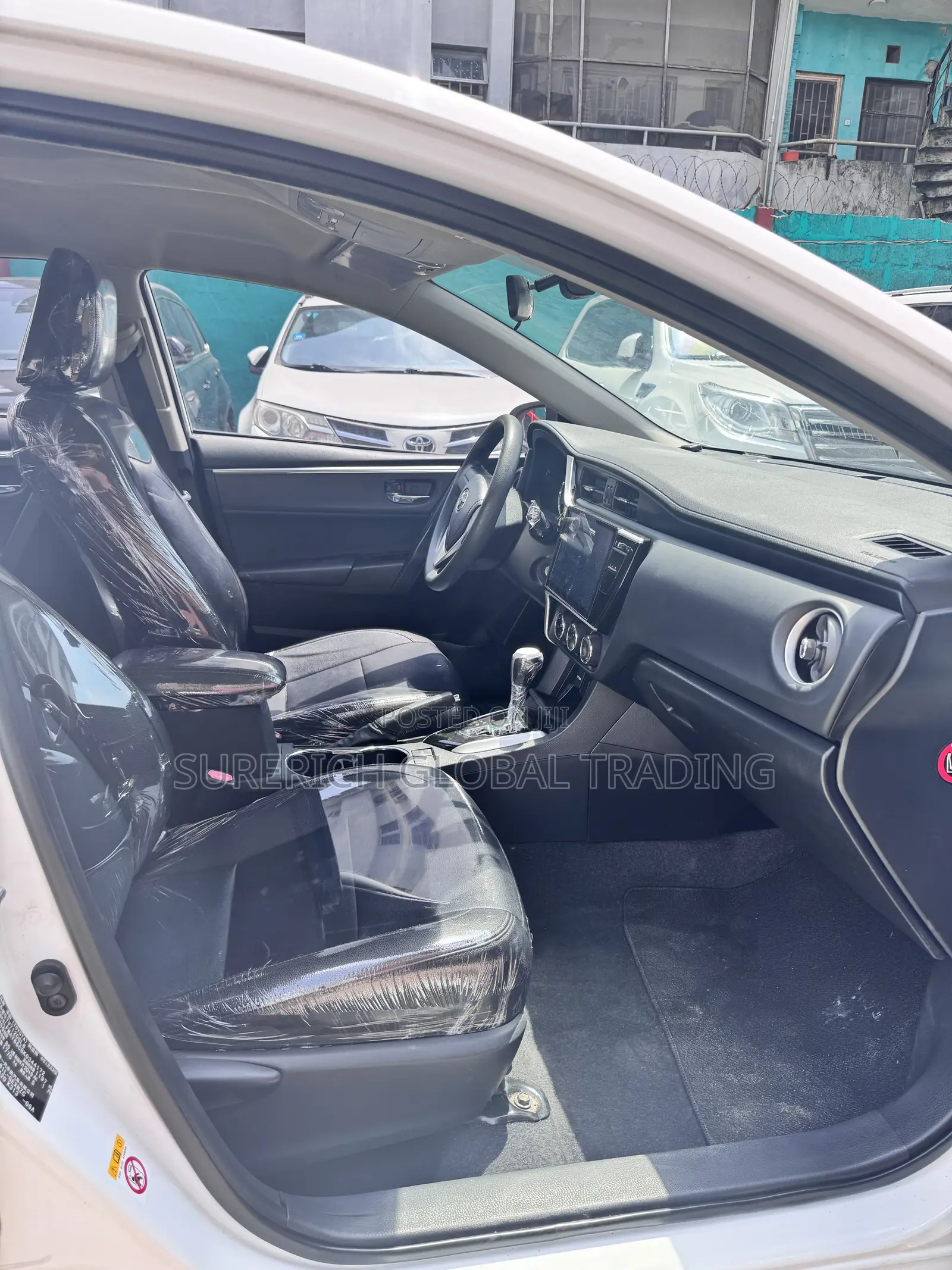 Toyota Corolla 2019 White