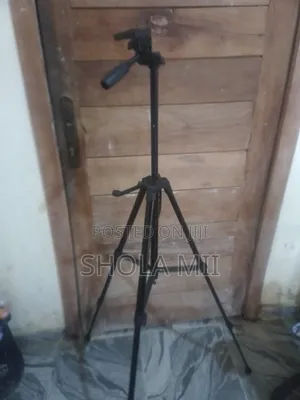 Tripod Stand