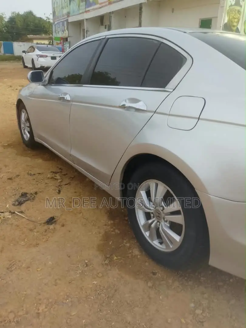 Honda Accord 2008 Silver