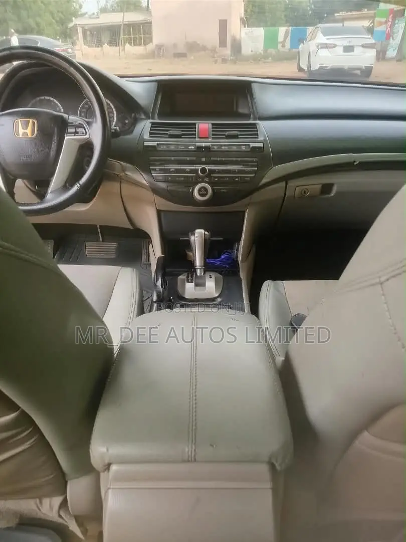 Honda Accord 2008 Silver