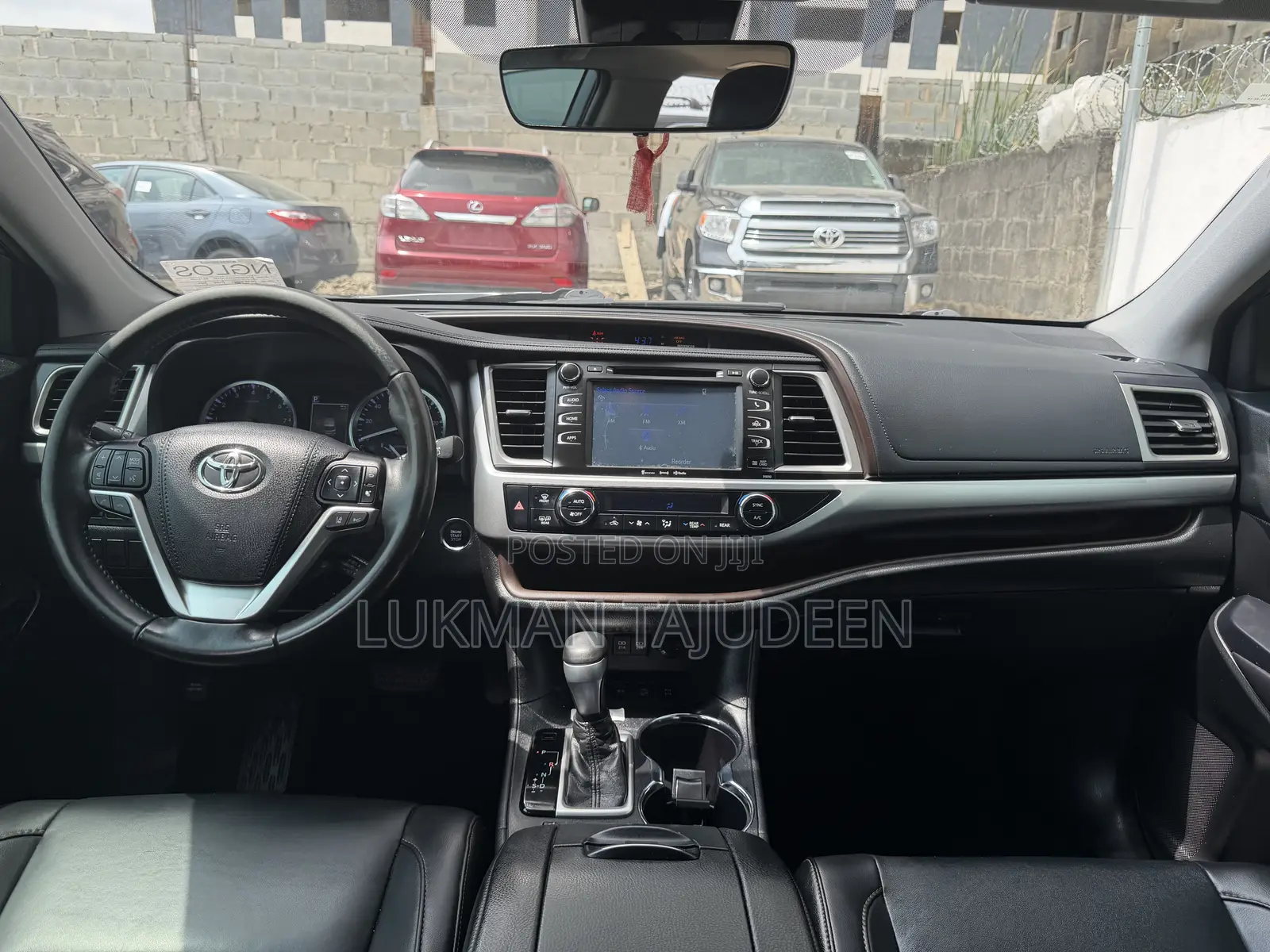 Toyota Highlander XLE 2019 Blue