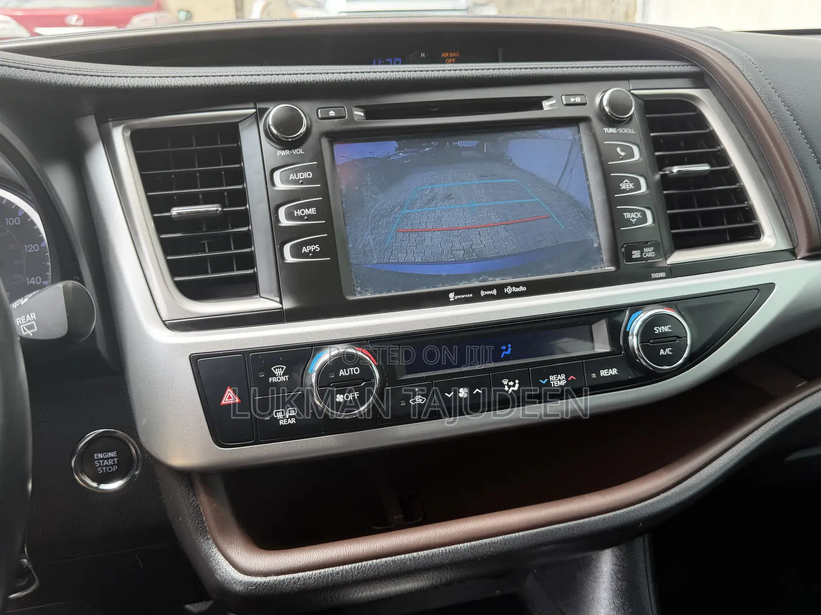 Toyota Highlander XLE 2019 Blue