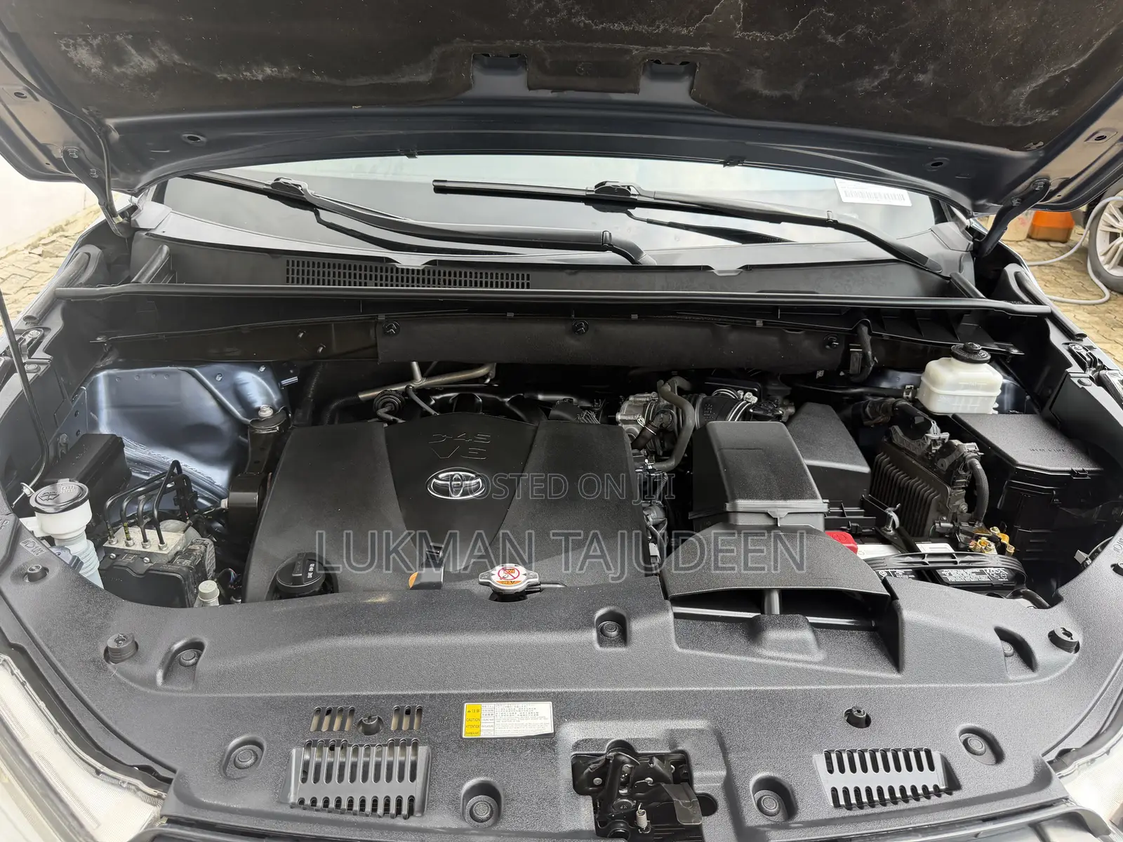 Toyota Highlander XLE 2019 Blue