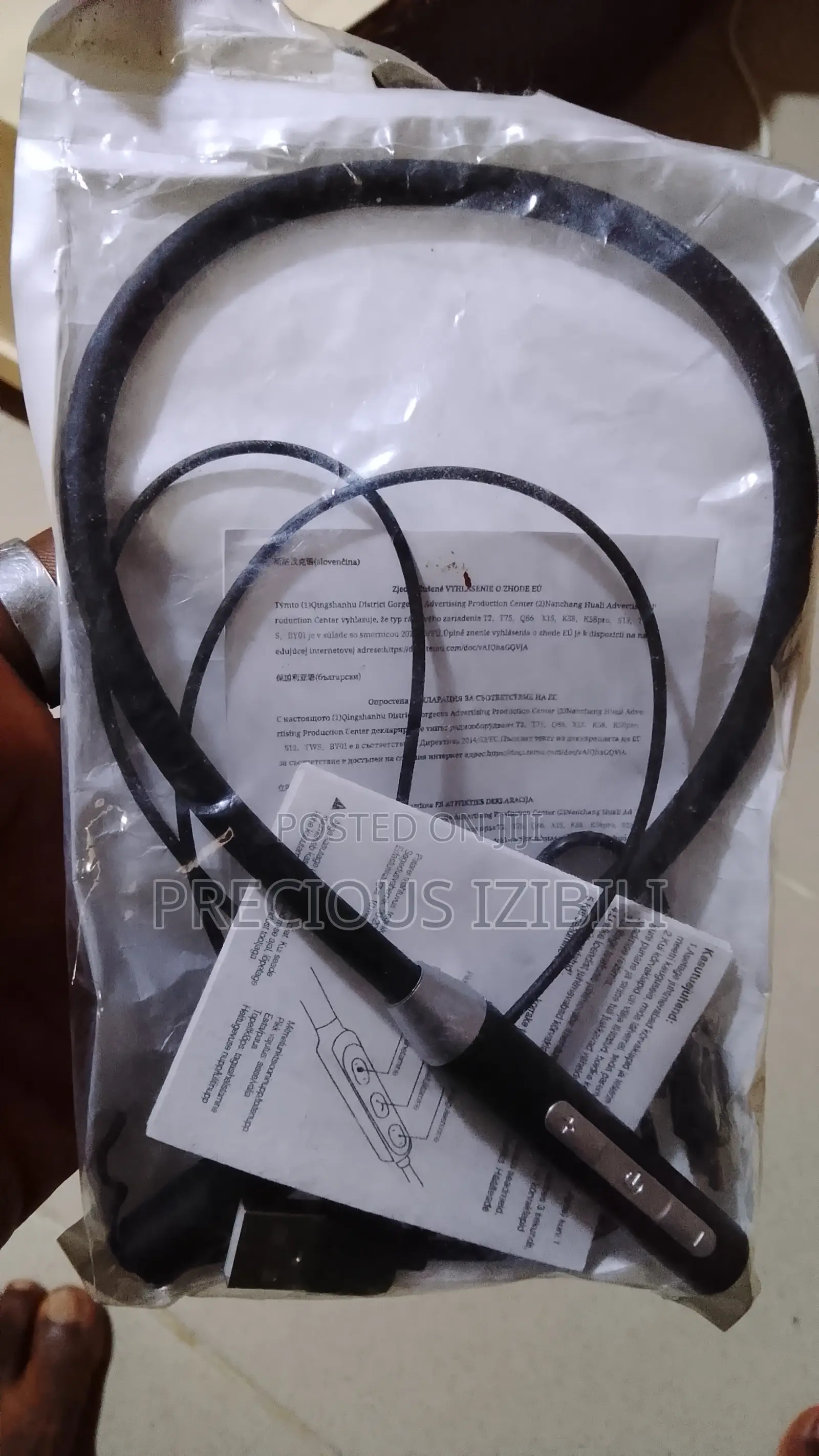 Wireless Neckband Earphones