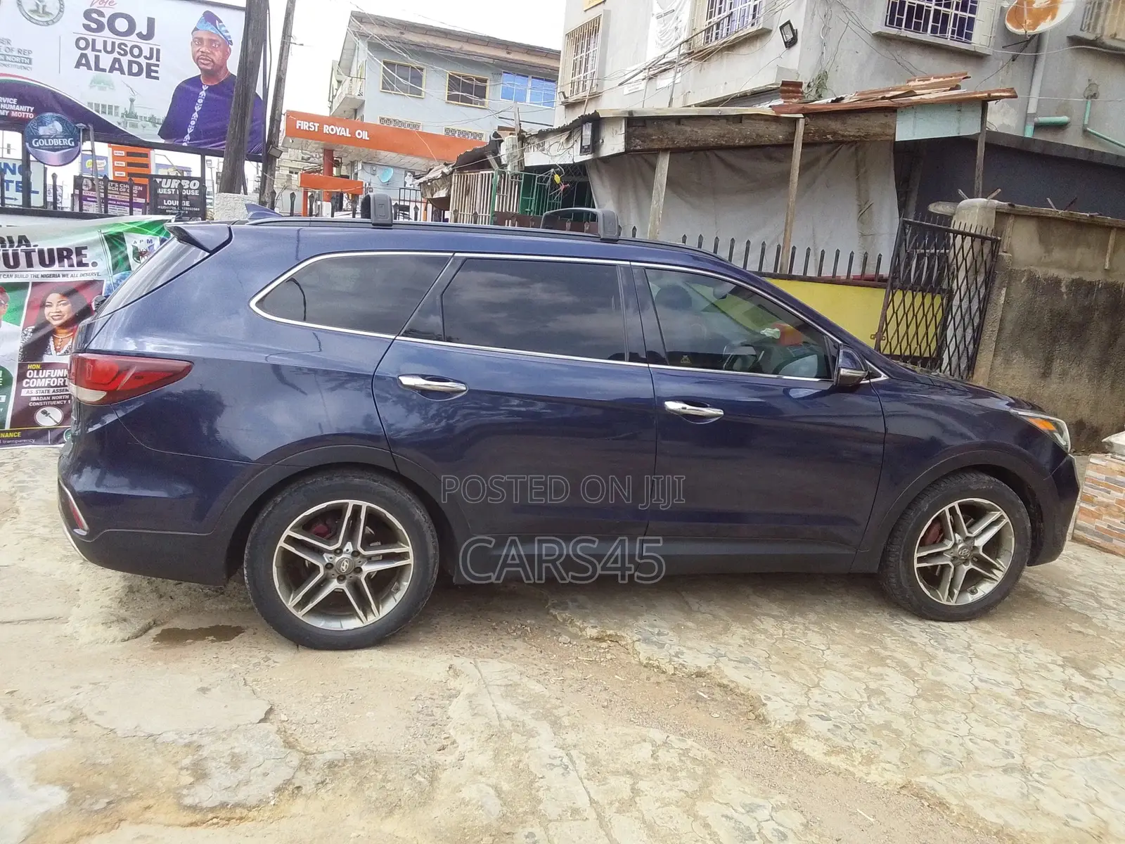 Hyundai Santa Fe 2017 Blue