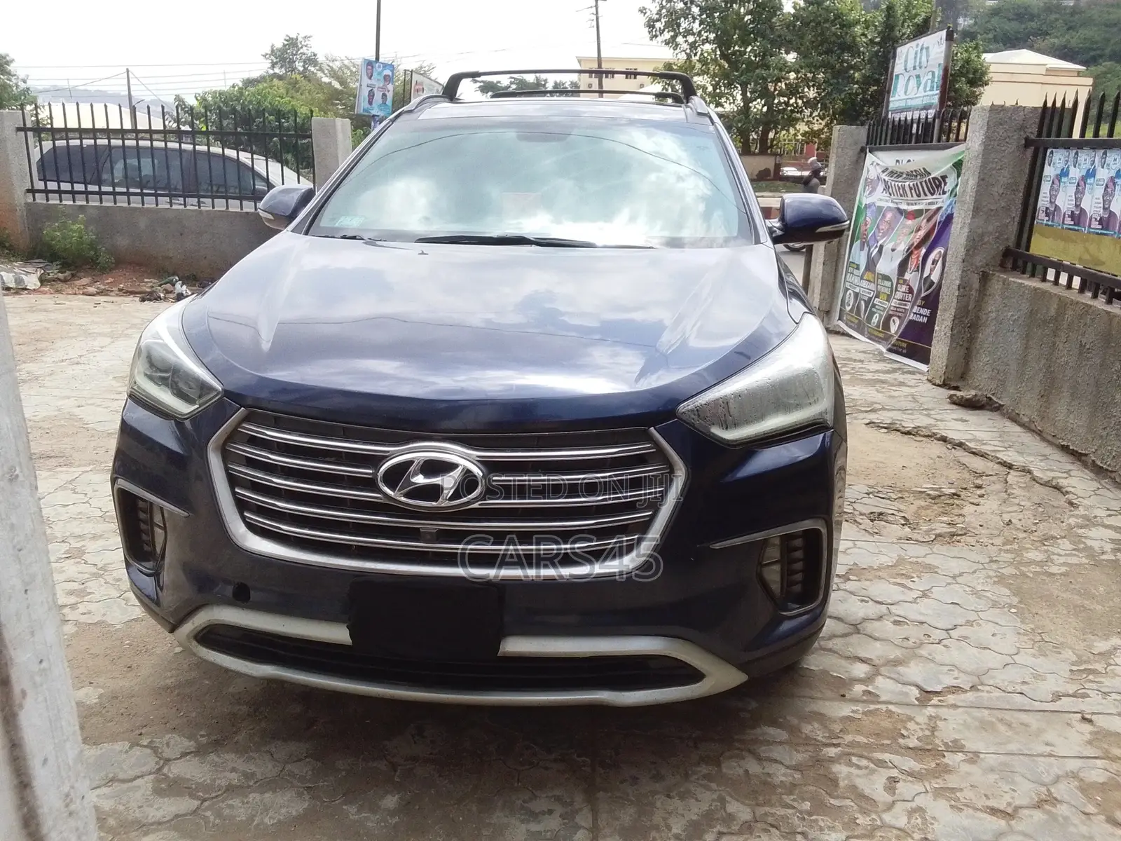Hyundai Santa Fe 2017 Blue