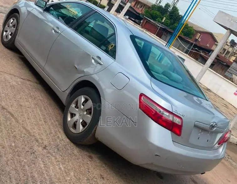 Toyota Camry 2008 Silver