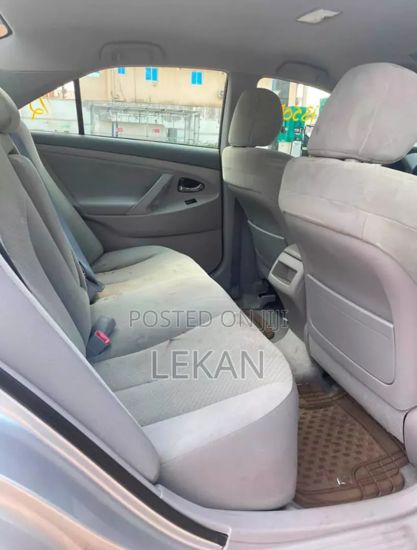 Toyota Camry 2008 Silver