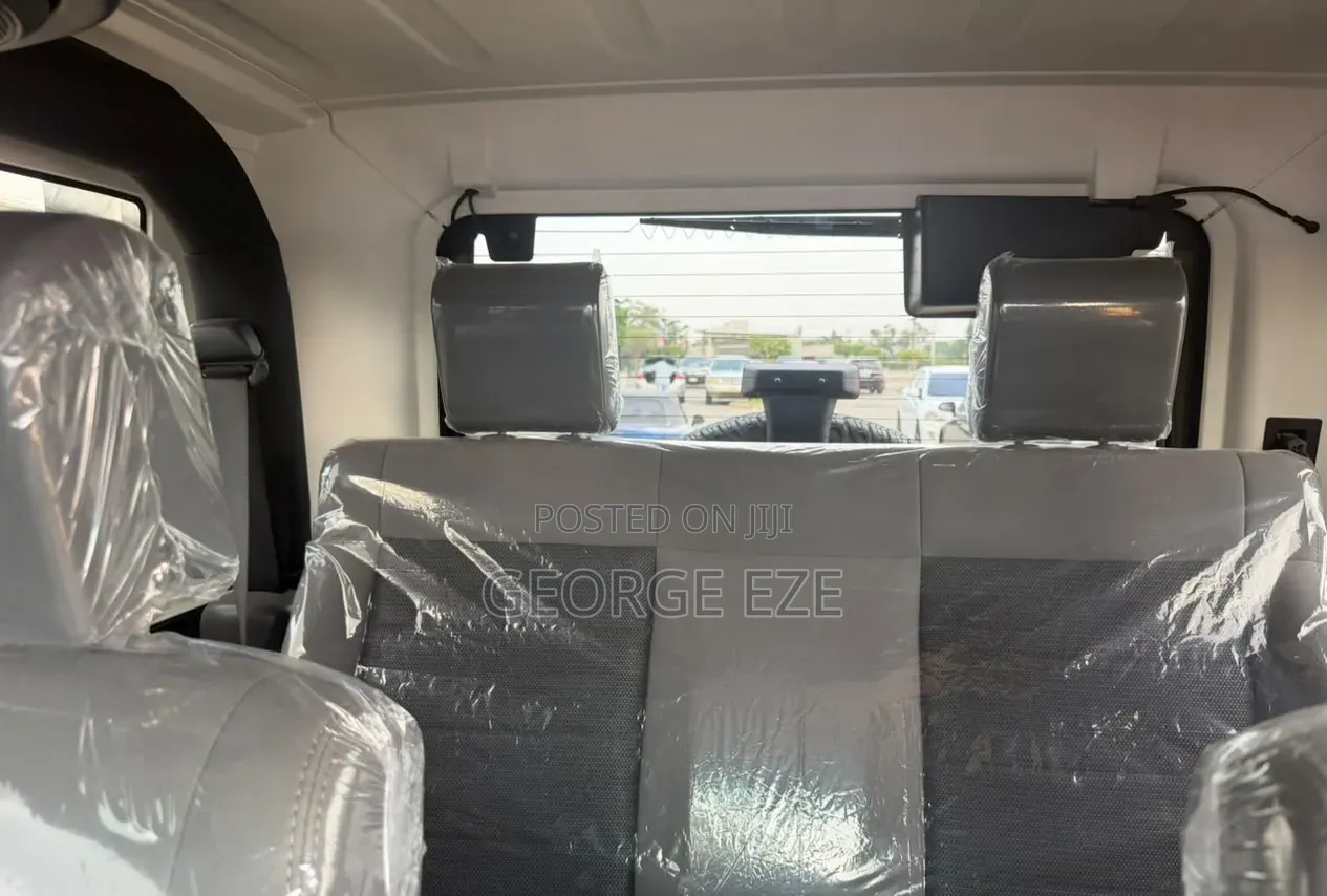 Jeep Liberty 2011 Green