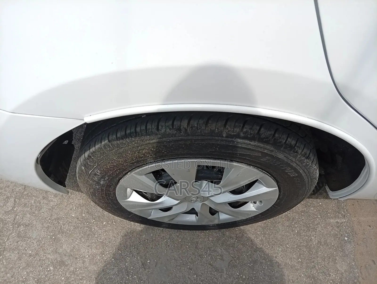 Toyota Corolla 2016 Silver