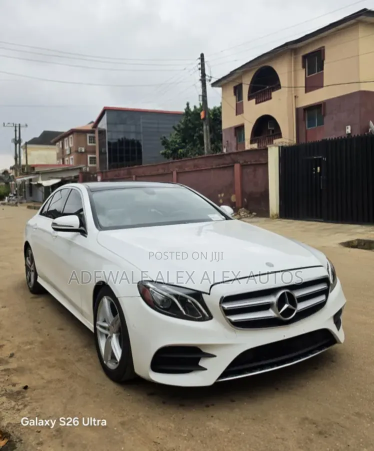 Mercedes-Benz E300 2017 White