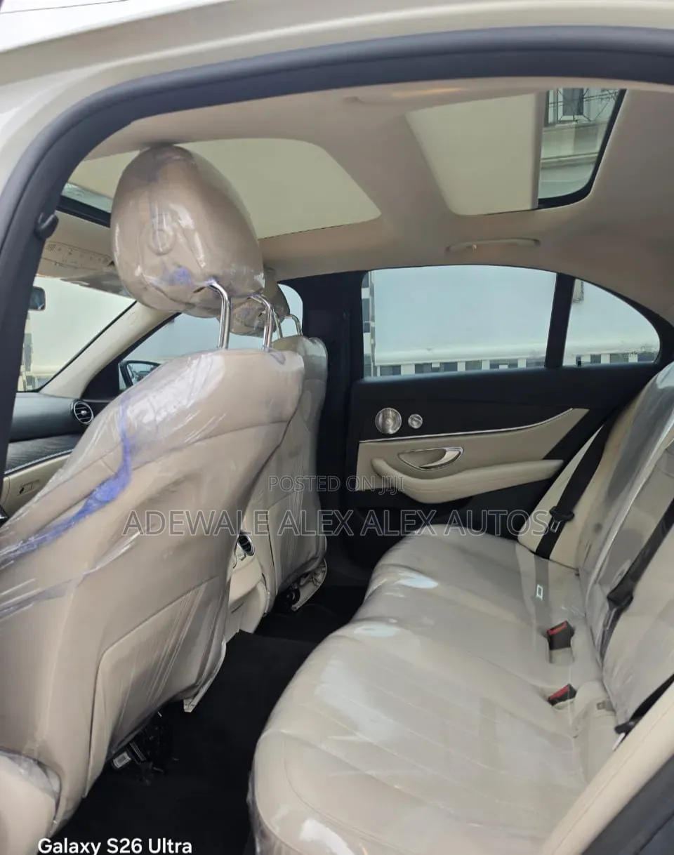 Mercedes-Benz E300 2017 White