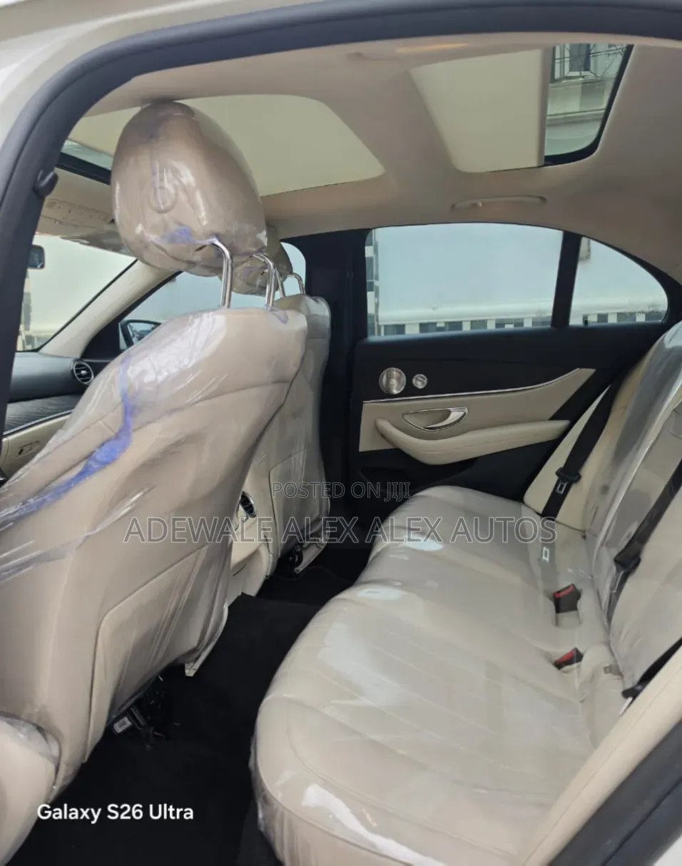 Mercedes-Benz E300 2017 White