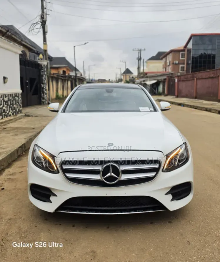 Mercedes-Benz E300 2017 White