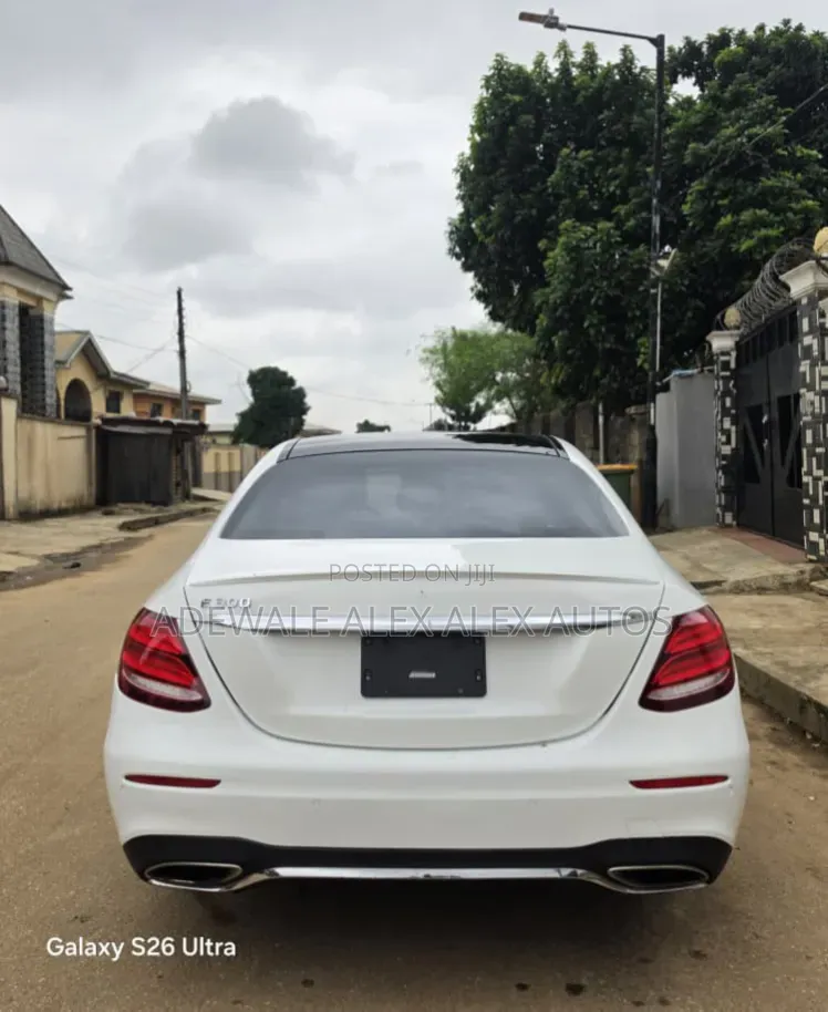 Mercedes-Benz E300 2017 White