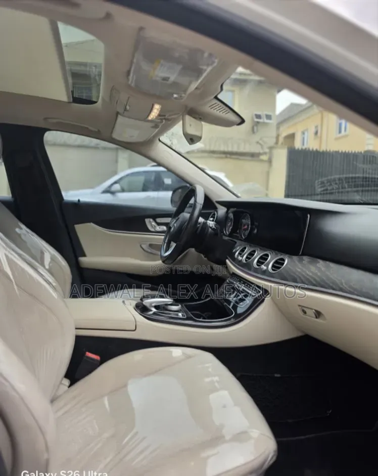Mercedes-Benz E300 2017 White