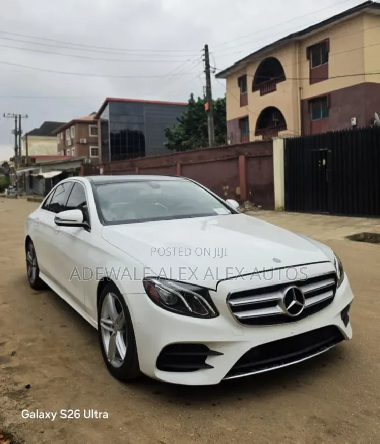 Mercedes-Benz E300 2017 White