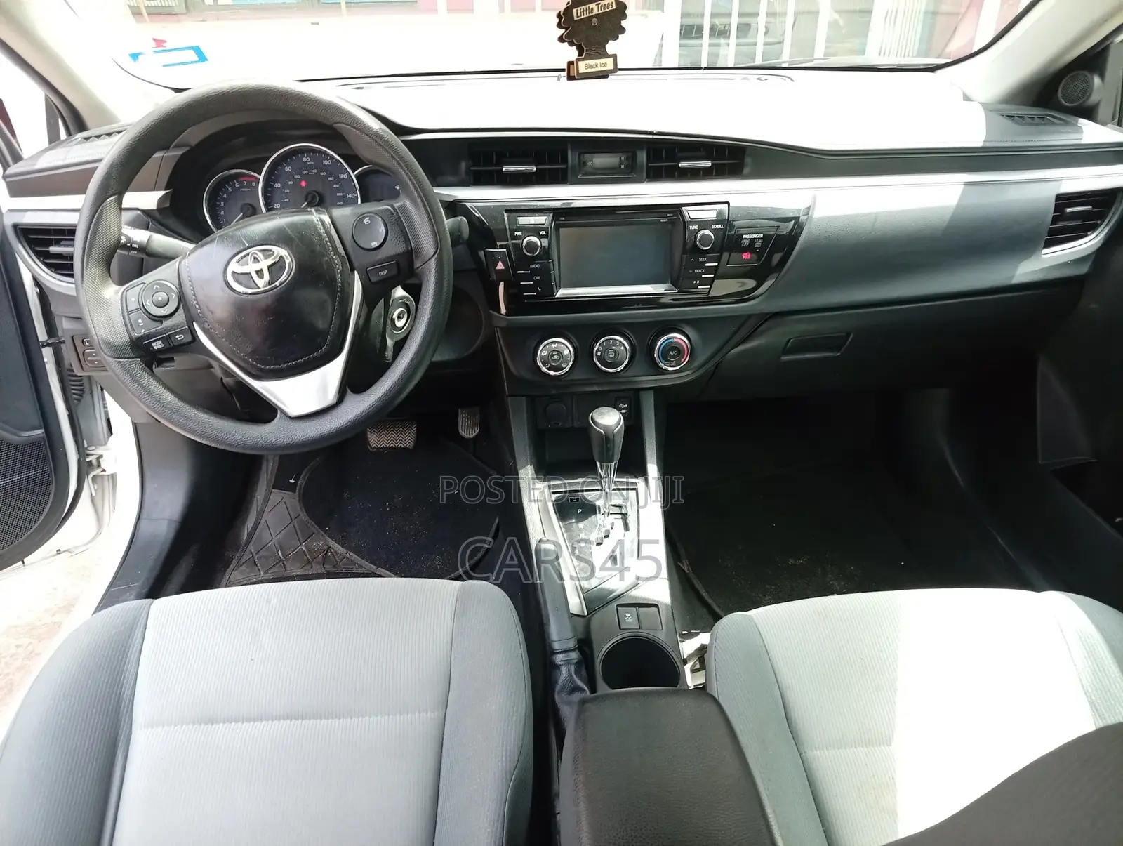 Toyota Corolla 2016 Silver