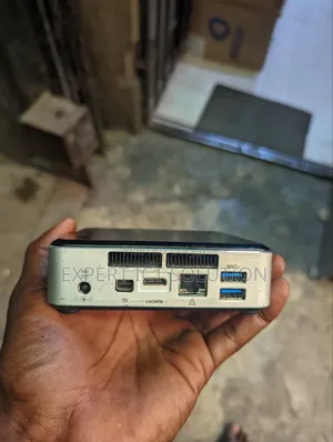 Desktop Computer Gigabyte 4GB Intel SSD 32GB