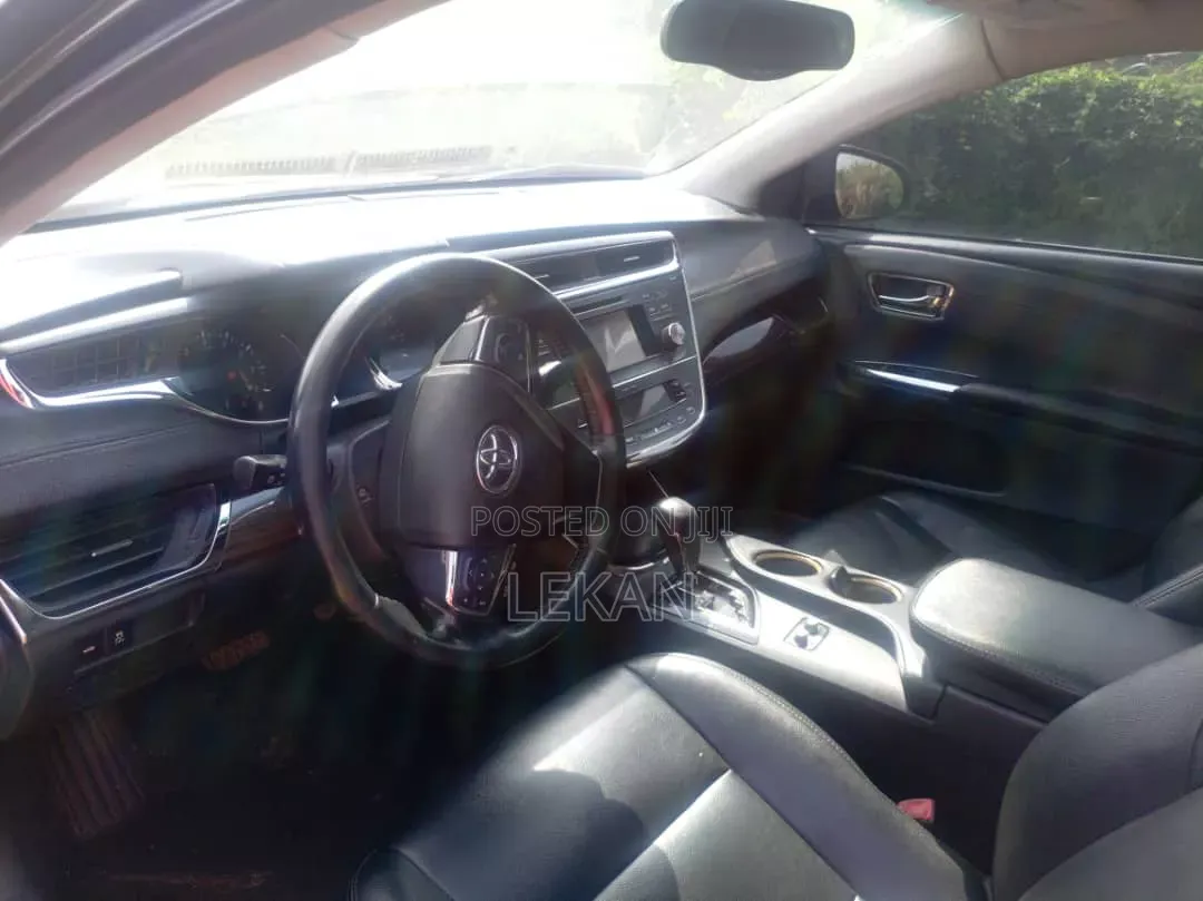 Toyota Avalon 2013 Black
