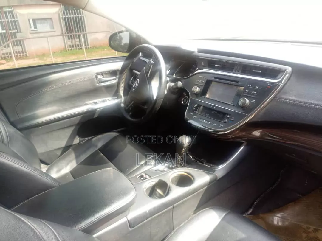 Toyota Avalon 2013 Black