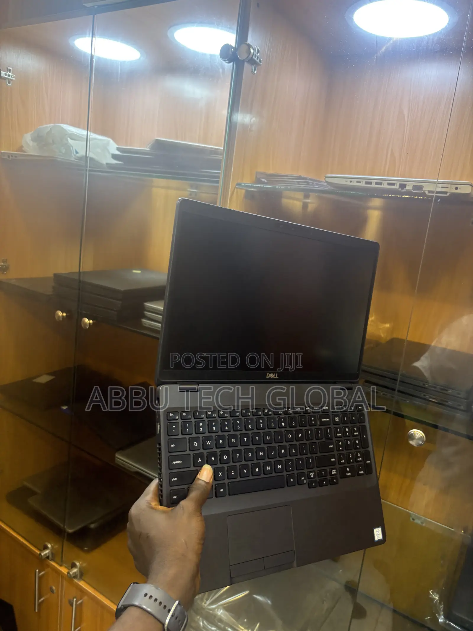 Laptop Dell Latitude 5501 8GB Intel Core i5 SSD 256GB