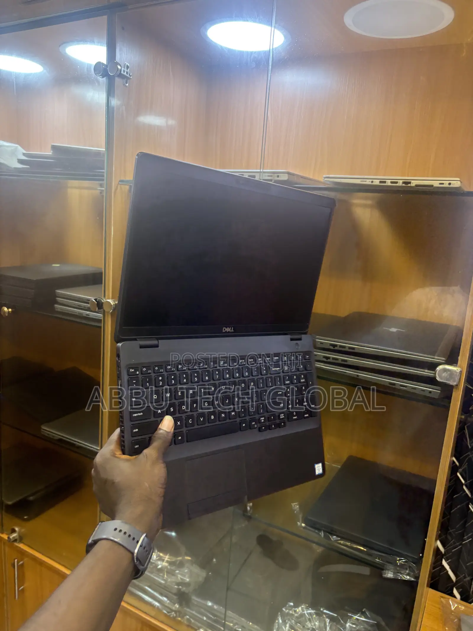 Laptop Dell Latitude 5501 8GB Intel Core i5 SSD 256GB