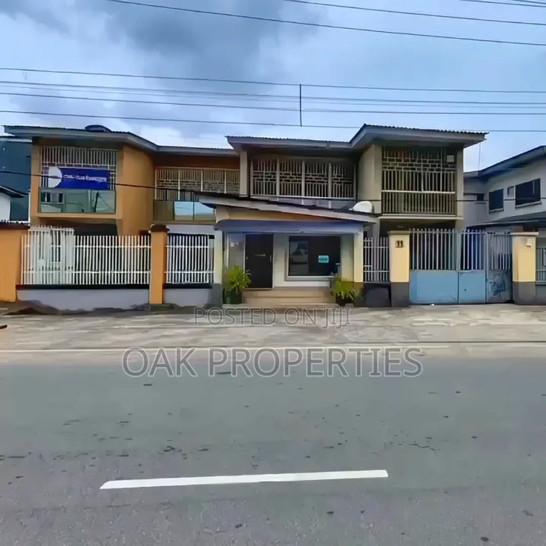 4 Bedroom Semi Detached House for Office Use at Old Gra