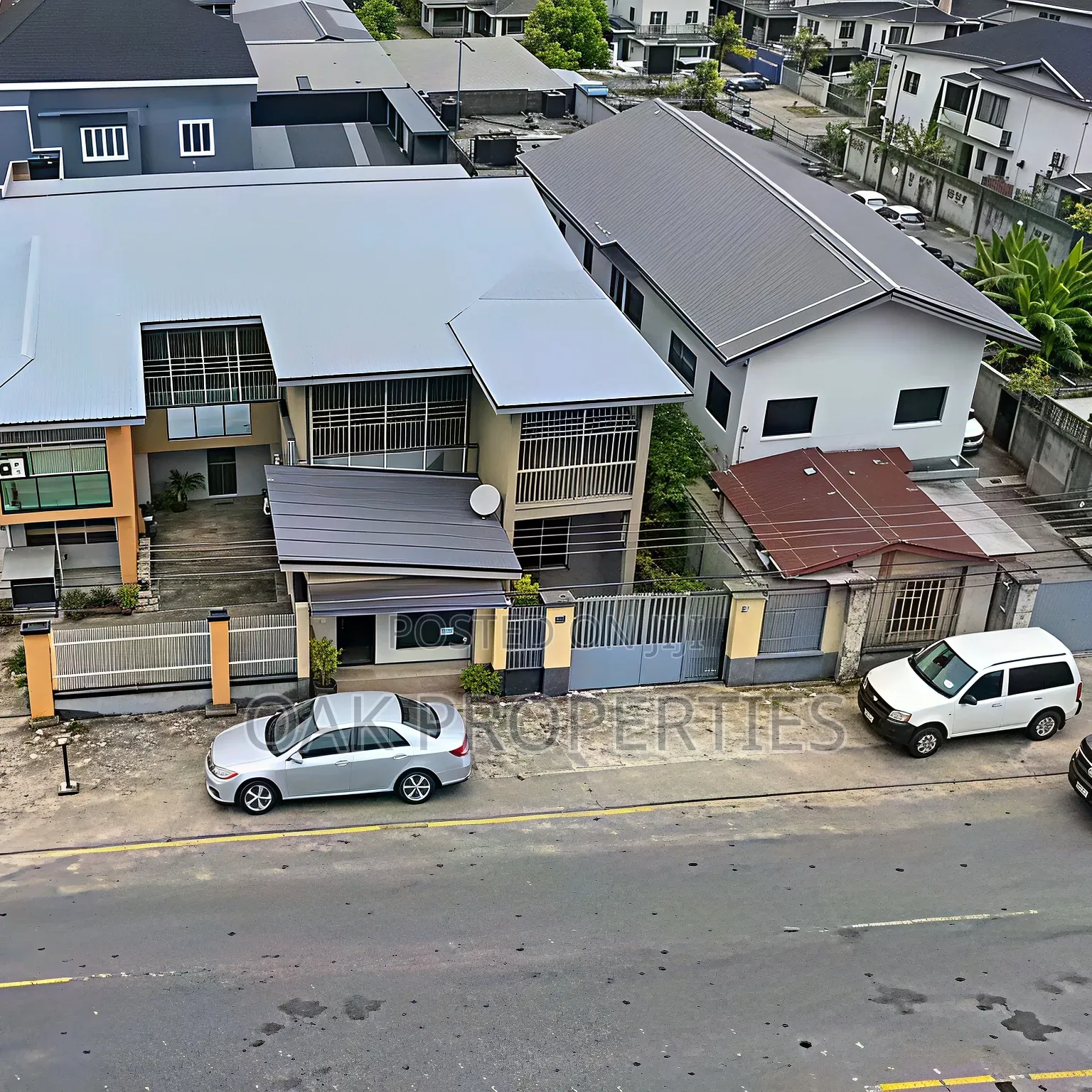 4 Bedroom Semi Detached House for Office Use at Old Gra