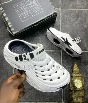 Quality Fashion Platform Crocs Clogs