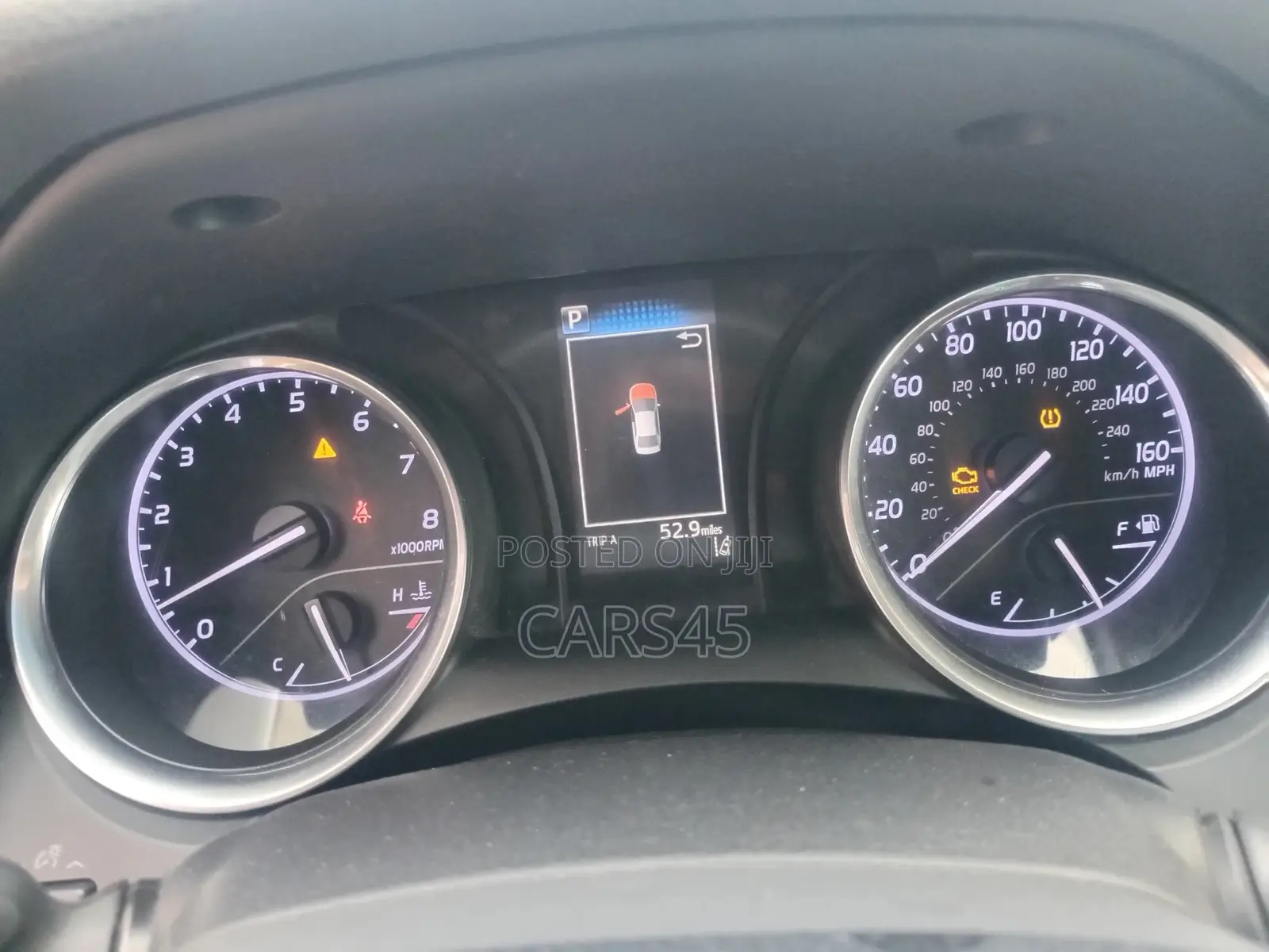 Toyota Camry 2018 Silver
