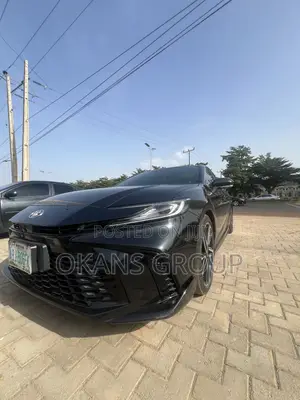 Toyota Camry SE 2025 Black