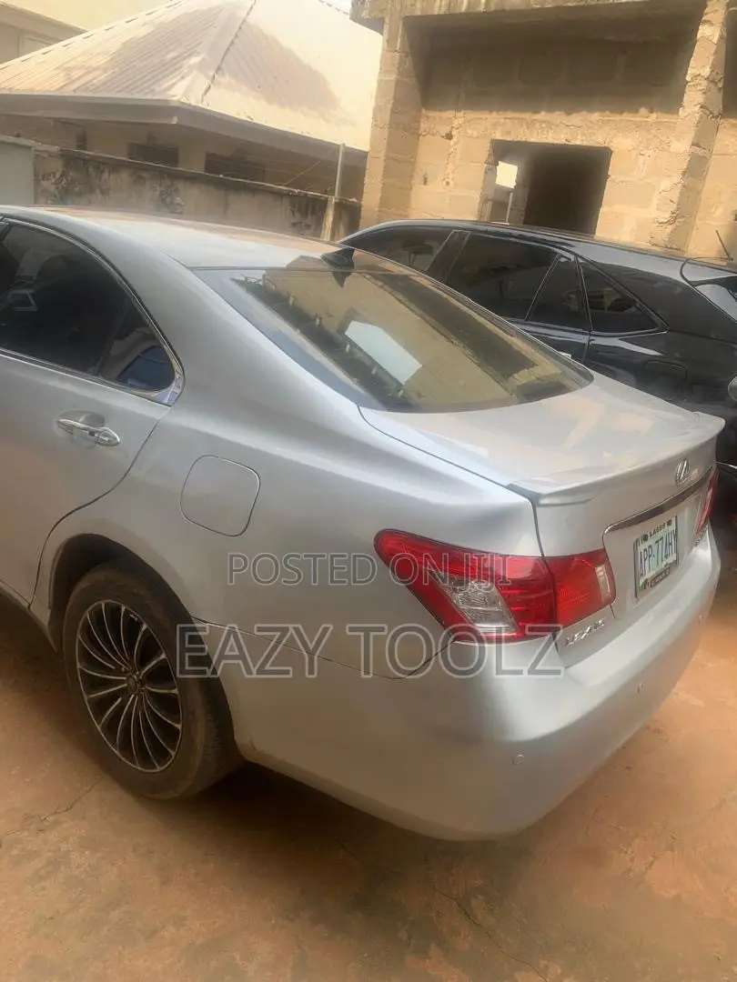 Lexus ES 350 2011 Silver