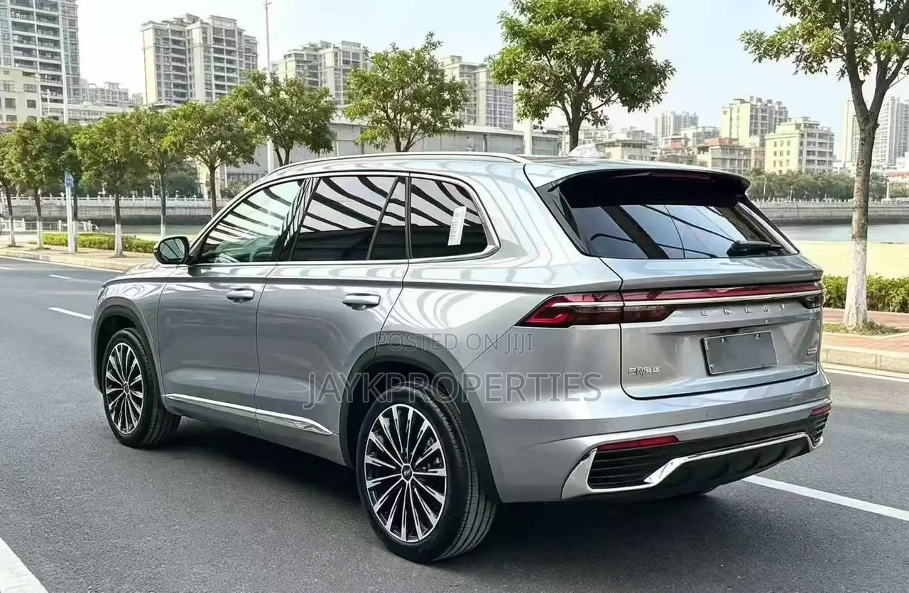 Geely Boyue 2025 Gray