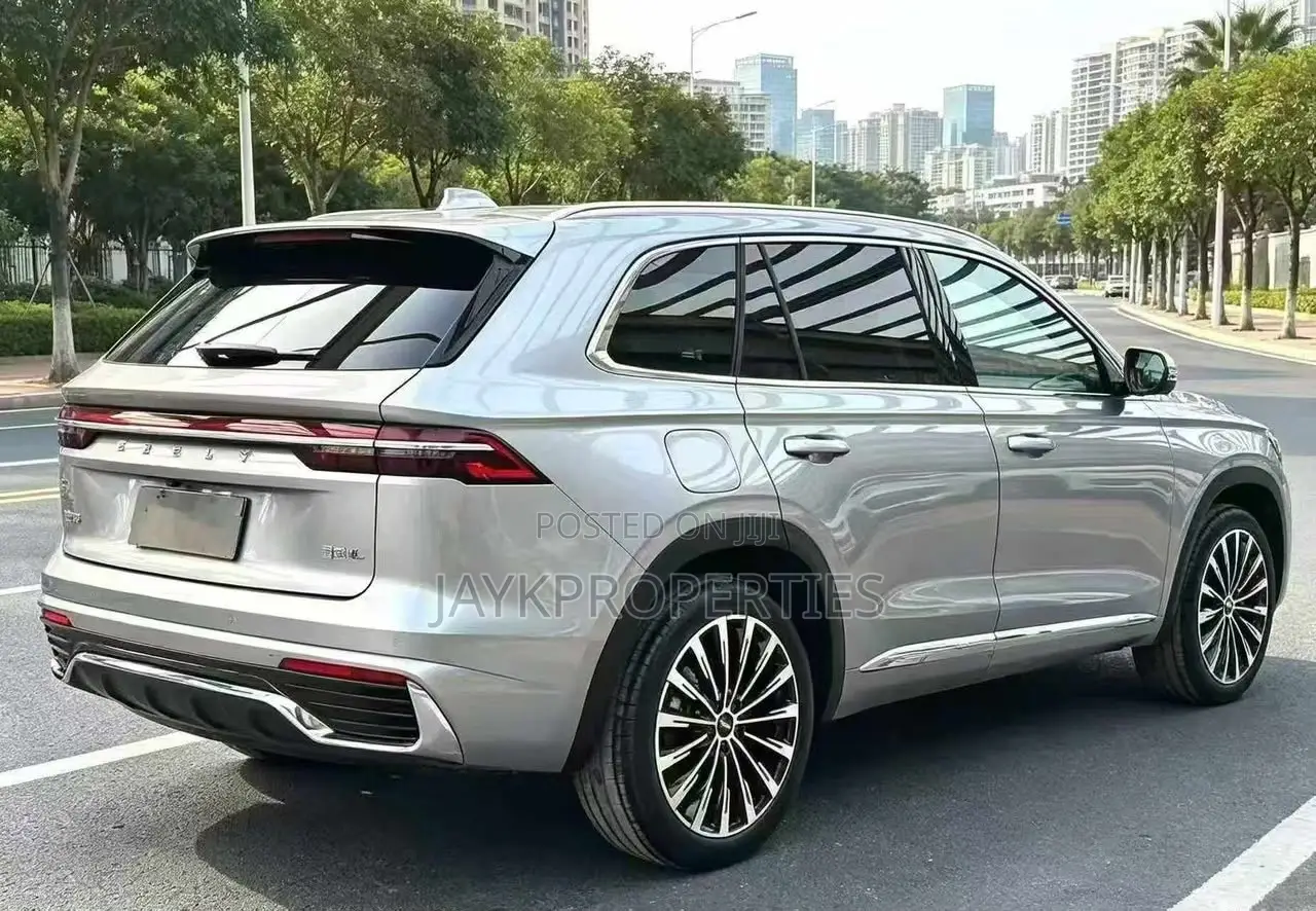 Geely Boyue 2025 Gray