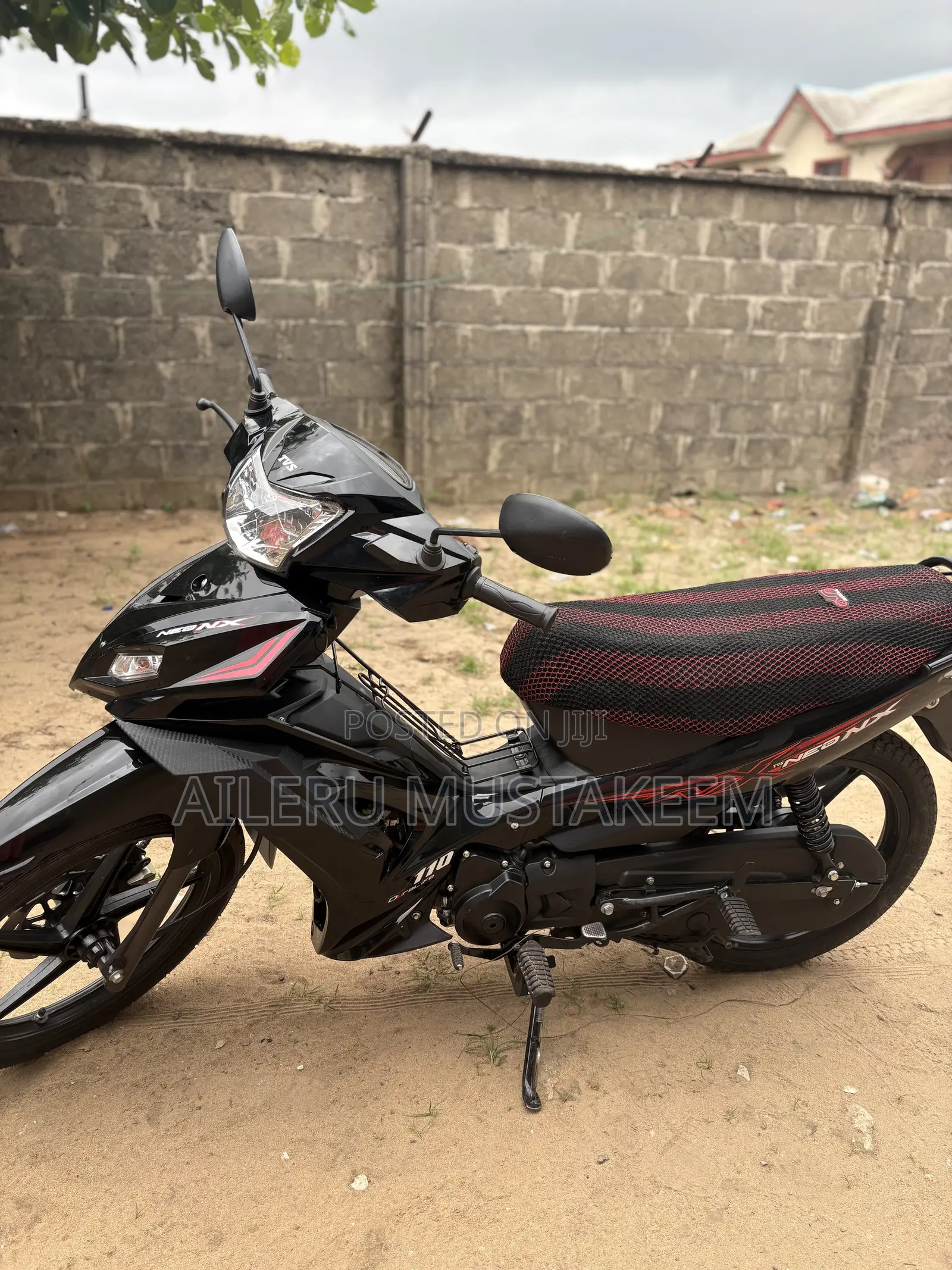 TVS Neo NX 2025 Black