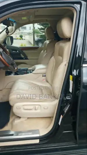 Lexus LX 570 AWD 2017 Black