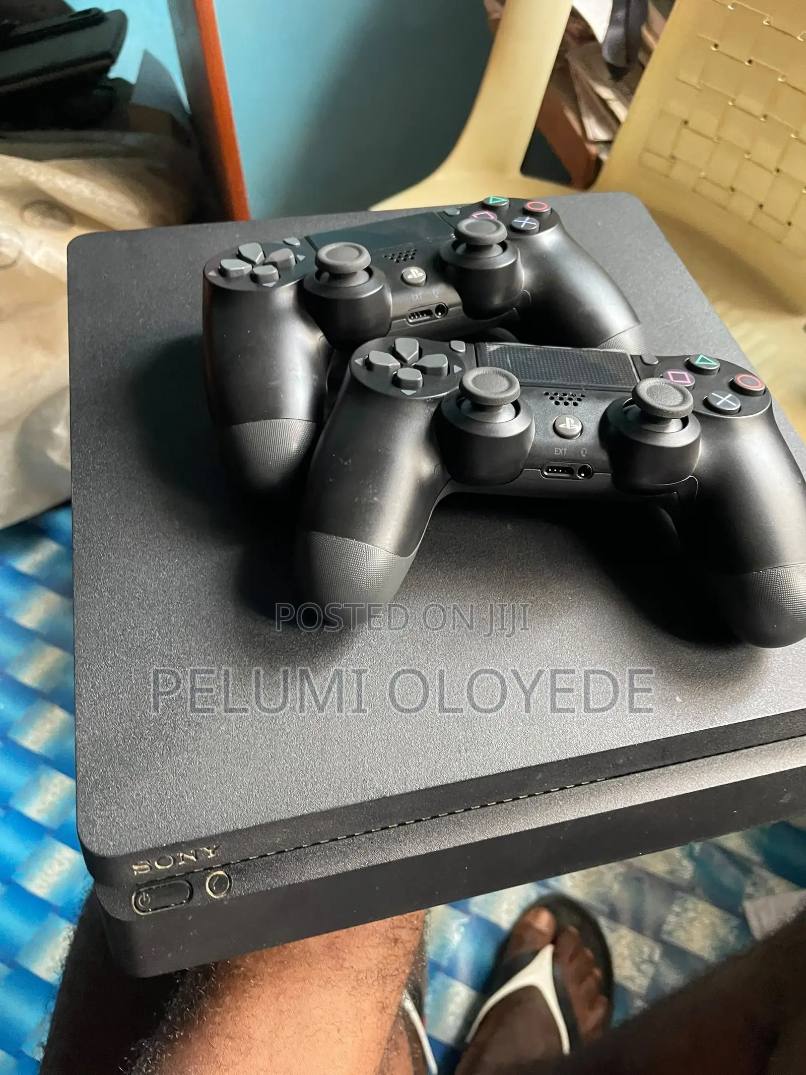 Play Station