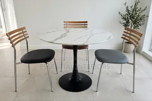 Luxury 3 or 4 Seaters Restaurant Table and Chair