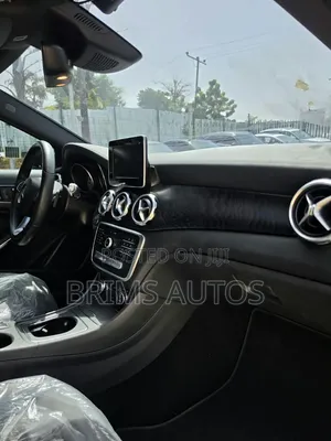 Mercedes-Benz CLA-Class 2018 Blue