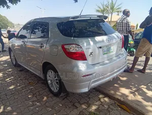 Toyota Matrix 2010 Silver