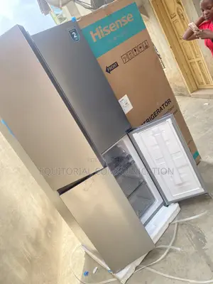 Hisense Four-Door 392L Inverter Refrigerator for Apartments